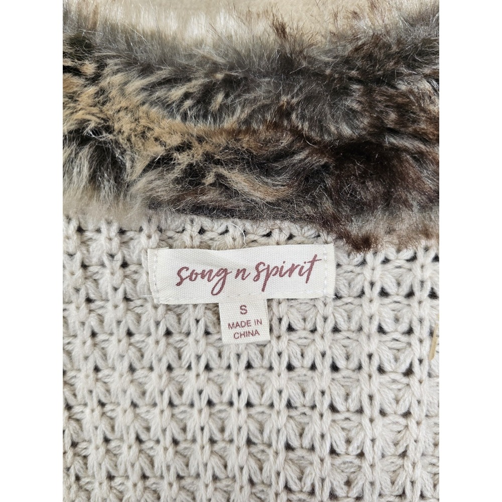 Song N Spirit Faux Fur Sweater Back Crochet Vest Womens Size Small Open Front - Picture 4 of 6